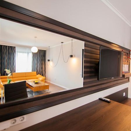 Business Class Apartment Cluj-Napoca Exteriör bild