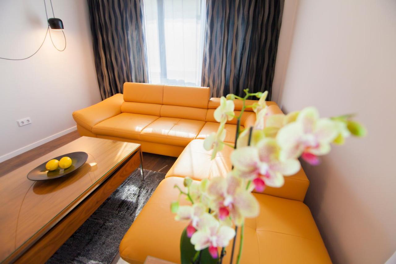 Business Class Apartment Cluj-Napoca Exteriör bild