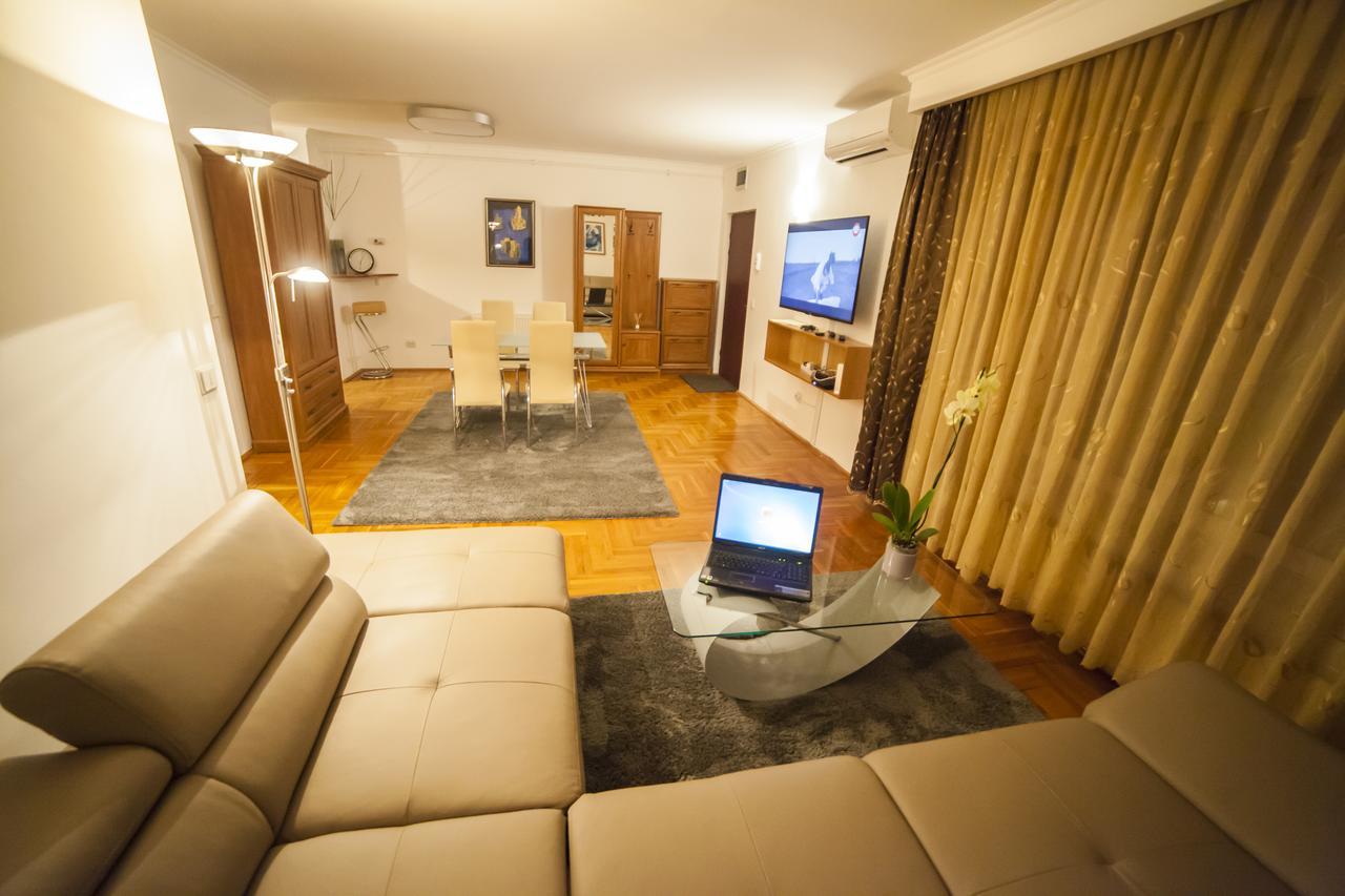 Business Class Apartment Cluj-Napoca Exteriör bild