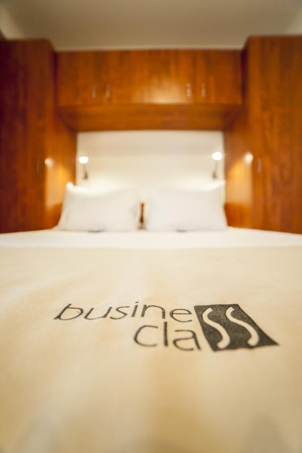 Business Class Apartment Cluj-Napoca Exteriör bild