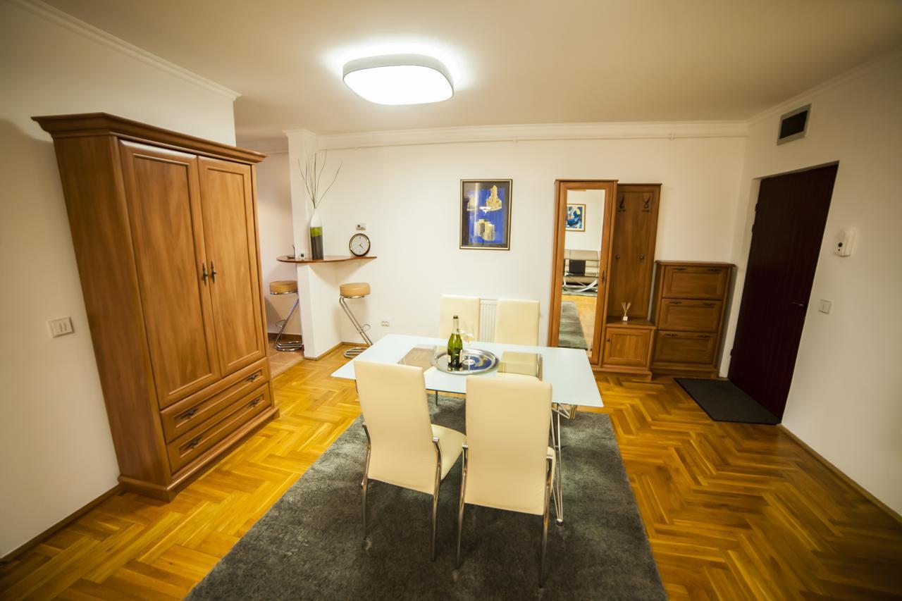 Business Class Apartment Cluj-Napoca Exteriör bild